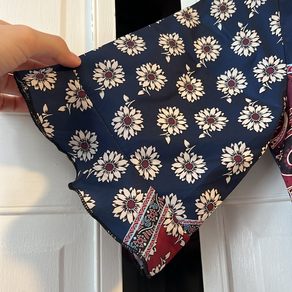 Patterned romper - Picture 5 of 10